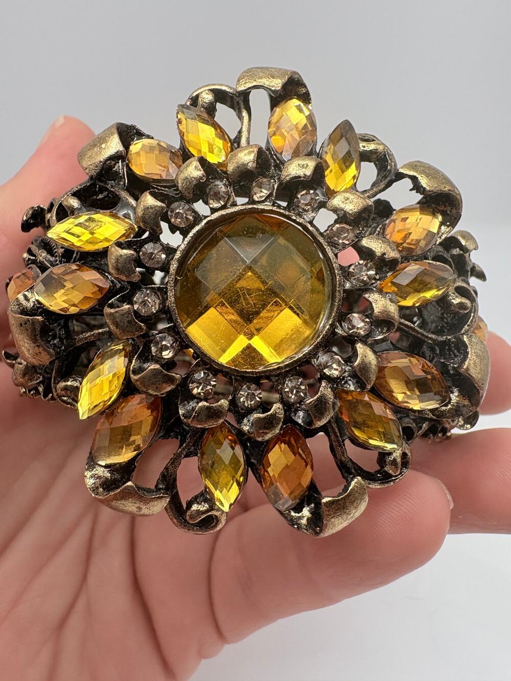 Beautiful Amber Rhinestone Flower Statement Bracelet